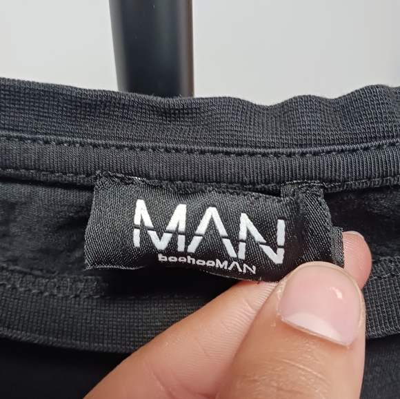 Boohooman Graphic Tee Shirt ( Men 2XL) Man - Picture 5 of 6